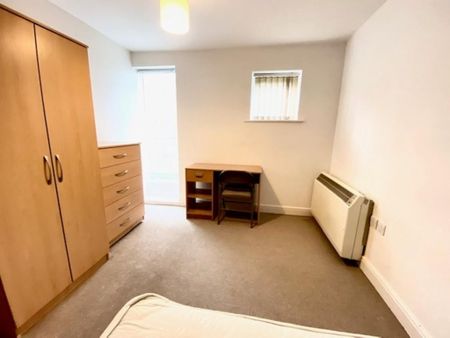 2 bedroom apartment to rent - Photo 4