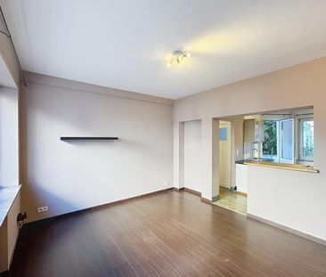 Appartement une chambre + balcon terrasse à Schaerbeek quartier Dia... - Foto 2