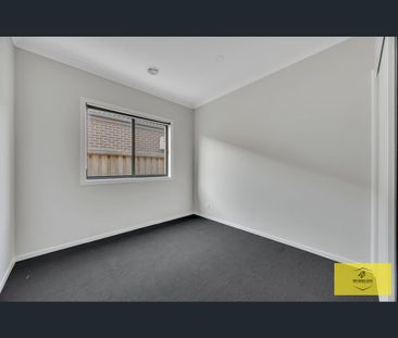 20 Juliete Street, Strathtulloh, Vic 3338 - Photo 2