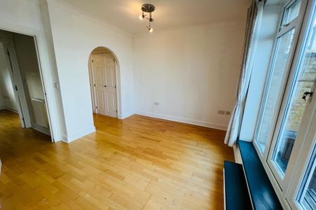 San Juan Court - Photo 3