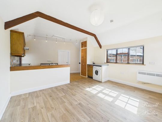 2 bedroom apartment to rent - Photo 1