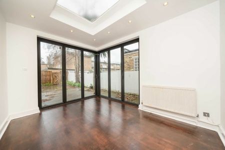 Bridgman Road, W4, London - Photo 2