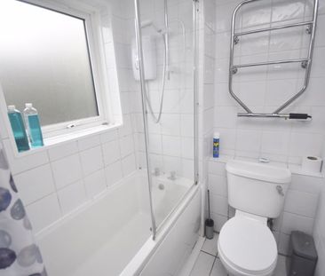 Poppy Field, Basingstoke - Photo 6