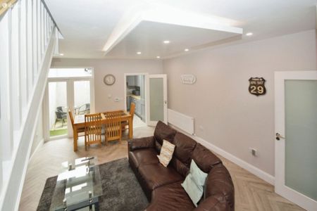 32 Saint Finbarr'S Terrace,Greenmount,Cork, Pouladuff, Co. Cork - Photo 2