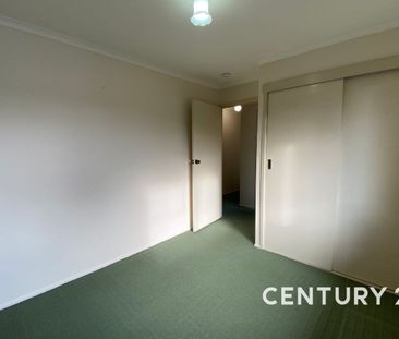 3 Bedroom Unit - Great location! - Photo 4