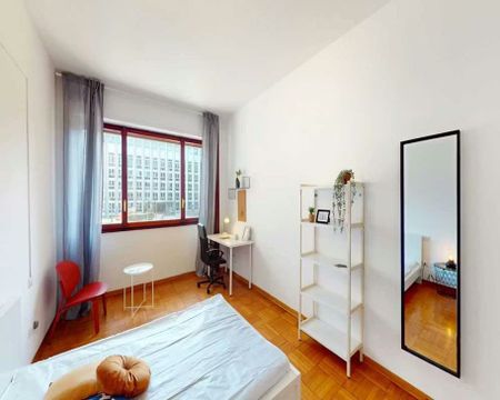 Via Copernico, Milan, Lombardy 20125 - Photo 2