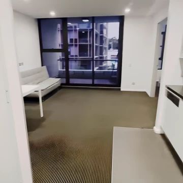 1 bed 1 bath*204 - Photo 1