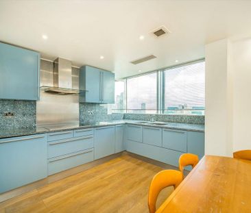 3 bedroom flat to rent - Photo 5