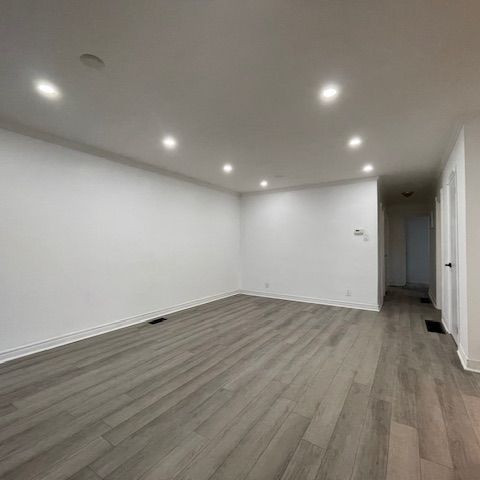 For Lease - 231 Blue Grass Boulevard, Richmond Hill, Ontario - Photo 1