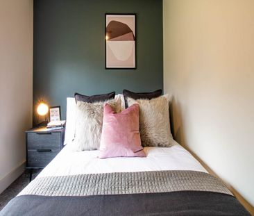 Rossefield Parade (Room 1), Bramley, Leeds - Photo 4