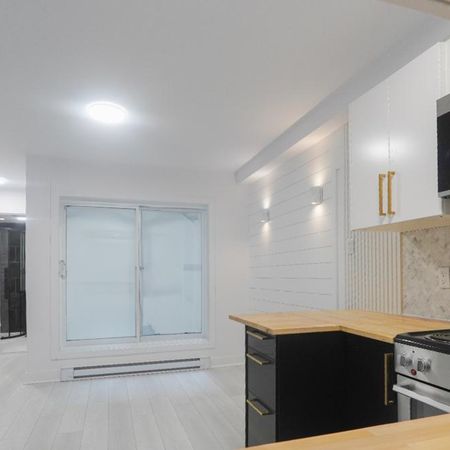 Appartement Moderne 3 ½ – À 10 Min du Métro Mont-Royal! - Photo 3