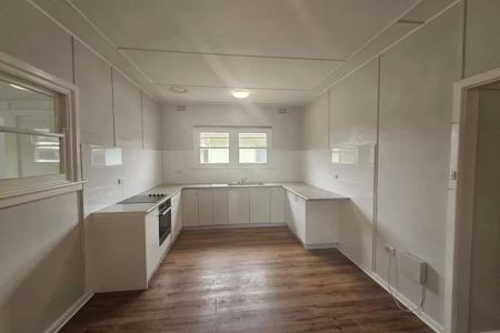 Short Drive to Town - Photo 5