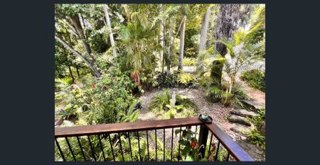 Large Rainforest Retreat – Fully Furnished with Gardener - Photo 3