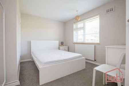 5 bedroom terraced house to rent - Photo 2