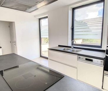 Appartement te huur in Moeskroen voor € 750 met 2 slaapkamers - Photo 3