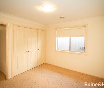 Family-friendly home in an ideal location - Photo 5