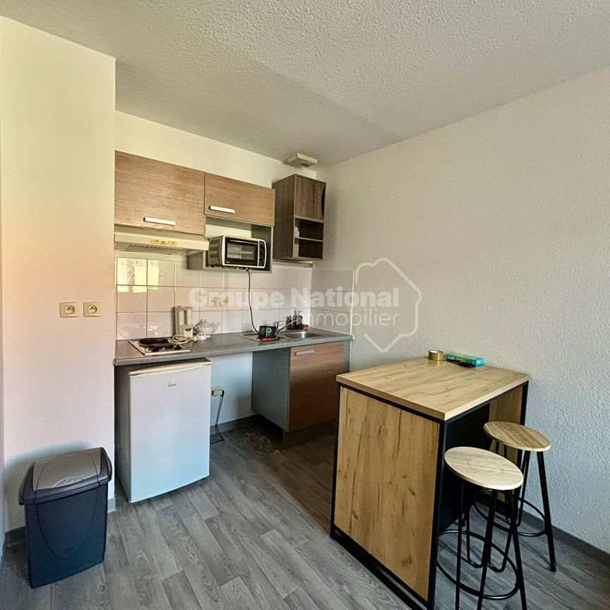 Studio Tarascon 1 pièce(s) 23.94 m2, - Photo 1