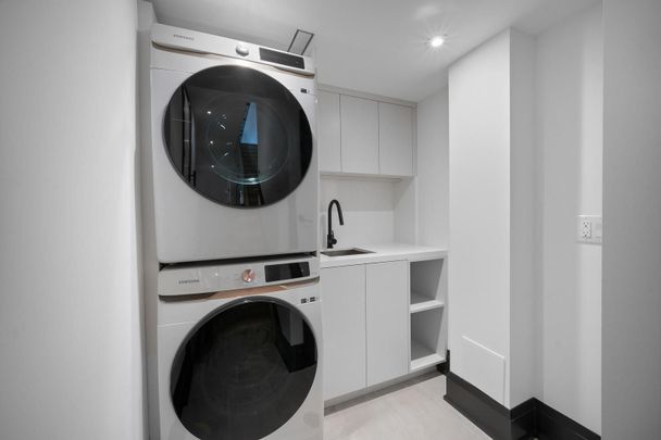 For Lease - 681 Glencairn Avenue, Toronto, Ontario - Photo 1