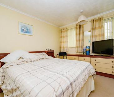 3 Bed Semi-Detached House, Swasedale Road, LU3 - Photo 3