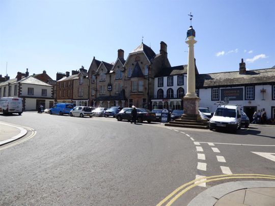 1 bedroom Flat To Let - Photo 1