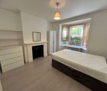 Milton Road, SO15 - Photo 3