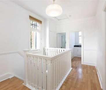 Wimbledon Park Road, London, SW18 - Photo 2