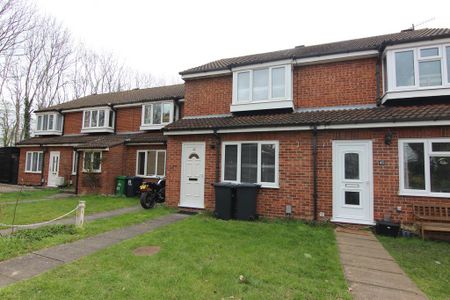 2 bedroom terraced house to rent - Photo 5