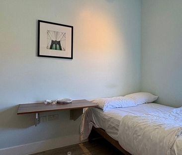 Room in a Shared House, Camden Road, N7 - Photo 3