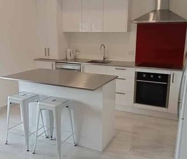 Stunning Studio Room Available Now - Photo 1