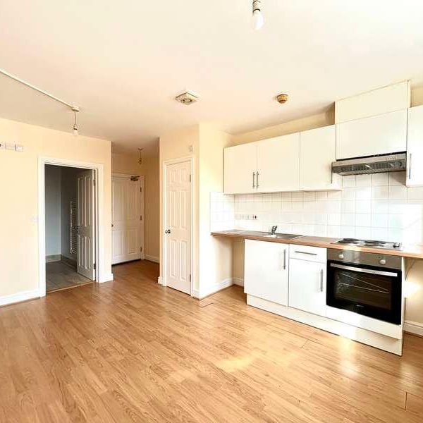 Connaught House, Connaught Road, Reading, RG30 - Photo 1