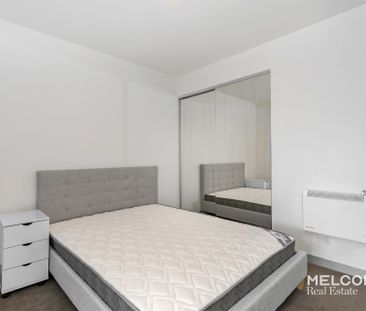 ONE BEDROOM APARTMENT AT CONVENIENT LOCATION - FURNISHED - Photo 6