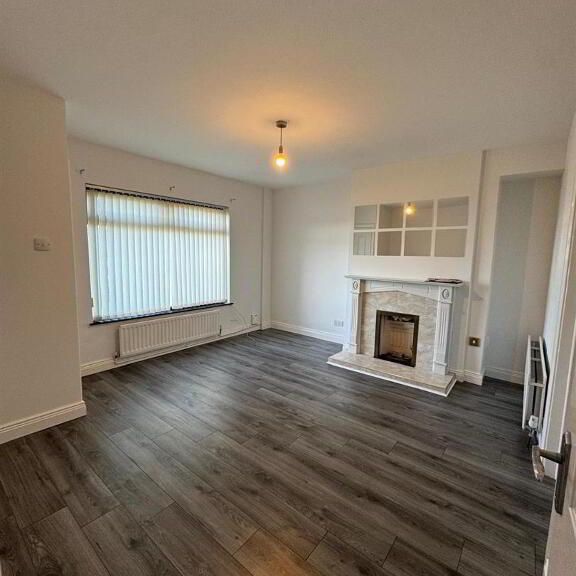 7 Rockview Park, Drumlough, Hillsborough, BT26 6QN - Photo 1