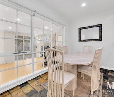 Spacious Family Home in a Prime Location - Photo 3