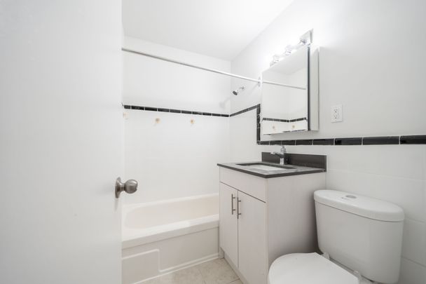 For Lease - 165 Cosburn Avenue Unit# 604, Toronto, Ontario - Photo 1