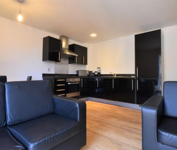 2 bedroom apartment to rent - Photo 2