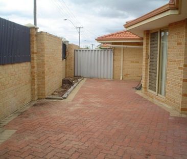 Low maintenance villa in ideal location! - Photo 6