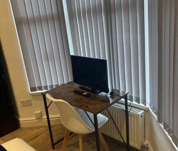 1 bedroom house to rent - Photo 2