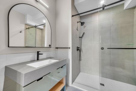 For Lease - 38 Front Street Unit# Unit # 1, Quinte West, Ontario - Photo 4