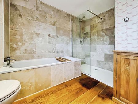 2 bedroom terraced house to rent - Photo 5