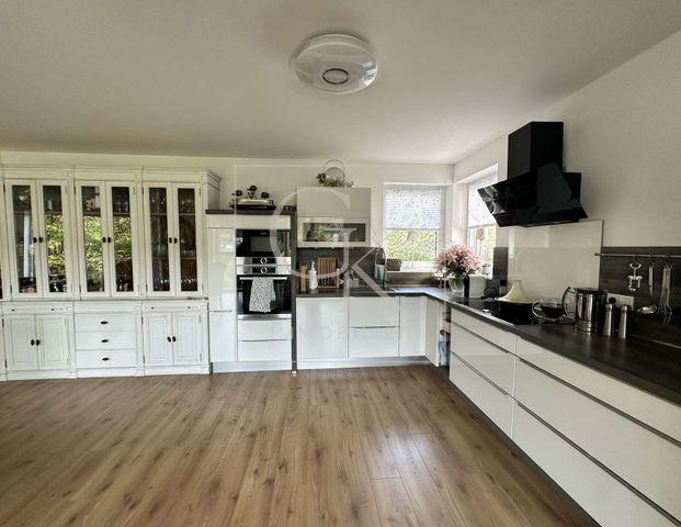 Panoramablick ins Grüne! 3-Zimmer Traumwohnung zur Miete - Photo 1