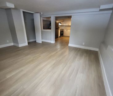 2645 West 8th Avenue, No. 3, Vancouver, Bc - Photo 2