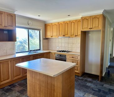 3 BEDROOM HOME - Photo 5