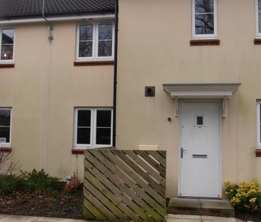 **Apply on line** Small 2 bedroom mid link house, Loughor. Welsh Ho... - Photo 5