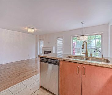 For Lease - 90 Carpendale Crescent, Ajax, Ontario - Photo 5