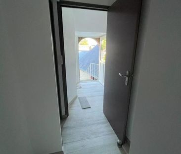 Location Appartement 2 pièces 38m² LA GUERCHE DE BRETAGNE 35130 - Photo 4