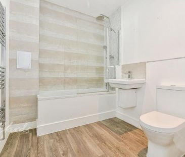 2 bedroom flat to rent - Photo 6