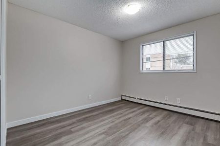 Premier Suite - 1 Bedroom - Photo 2