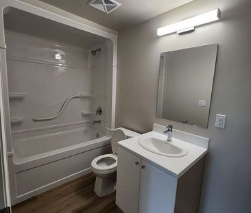 For Lease - 50 Herrick Avenue Unit# 328, St. Catharines, Ontario - Photo 1