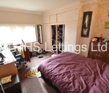 3 Bedroom Mid Terraced House for rent in Cardigan Lane - Photo 4
