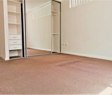 9 John st mascot, Sydney - Photo 3